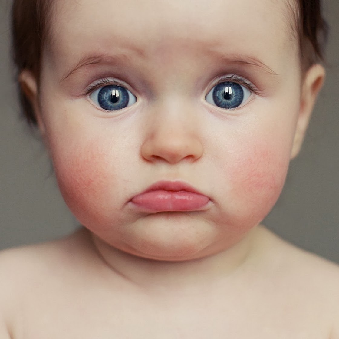 Лицо ребенка крупный план